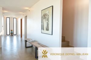 Escaleras villa lujosa ronda